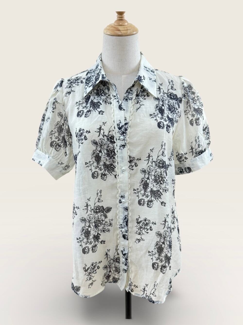 AliceBlue Cream Blouse w/ Floral, Puff Sleeves w/ Lace Detail & Pearl Buttons, M